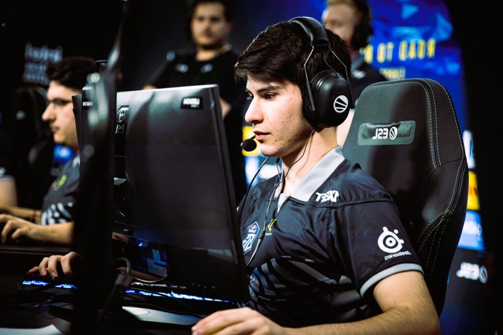 CS:GO - The OG of FPS Esports